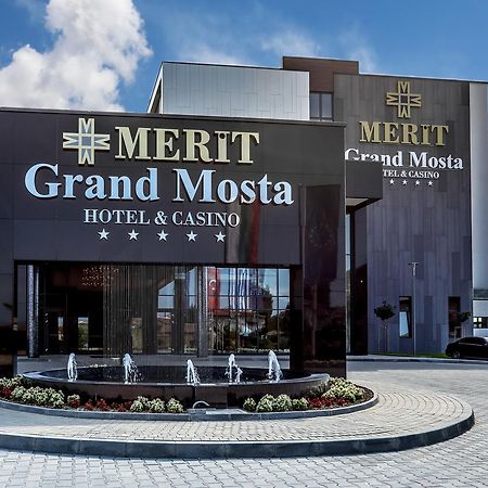 Merit Grand Mosta Spa Hotel & Casino 斯维伦格勒 外观 照片